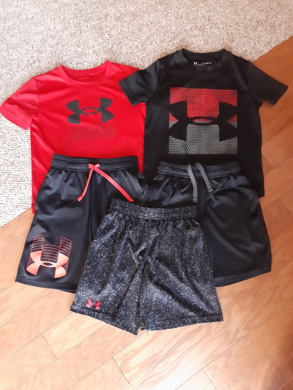 Under Armour Bundle Size YXS/6